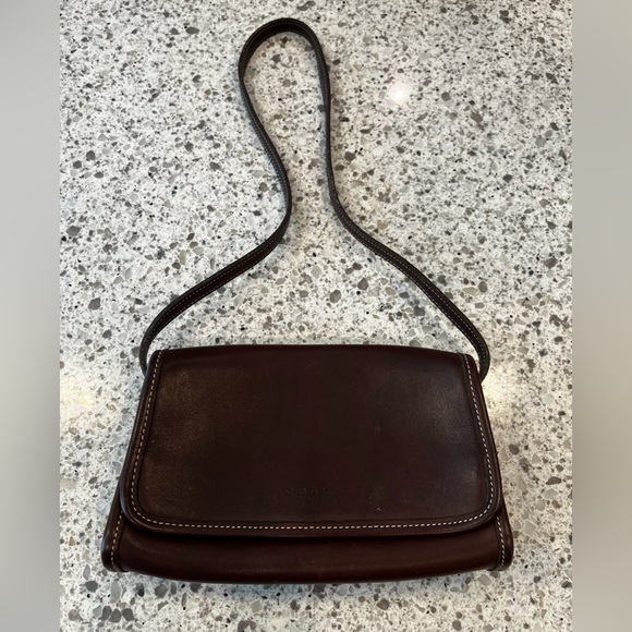 Vintage Coach Brown Leather Shoulder Bag - Picture 3 of 14